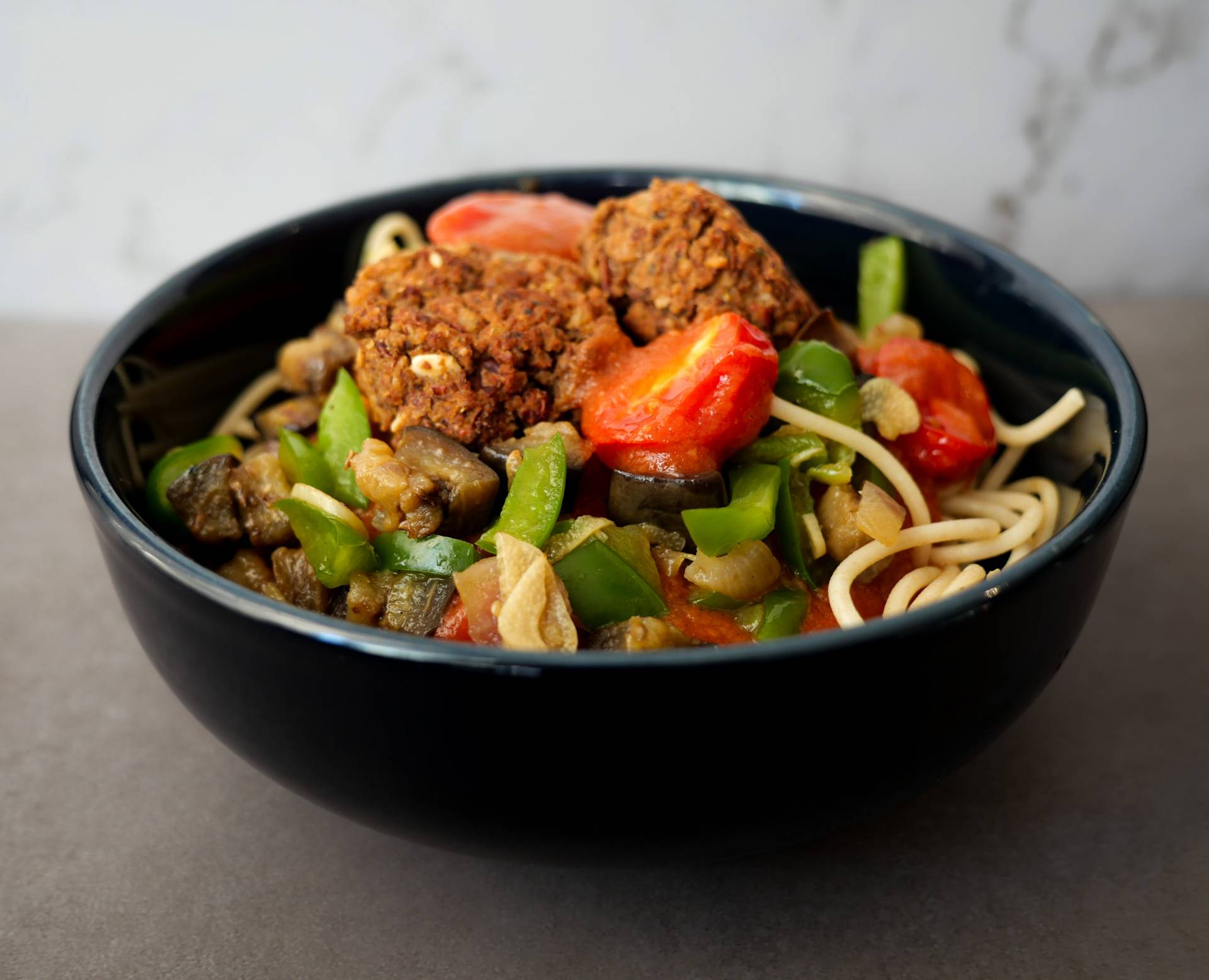 Spaghetti & Meatless Meatballs
